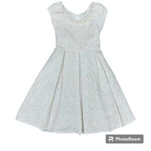 Girls' Formal Dress with Silver Rose and Pearl Detail-‎ Size 6X